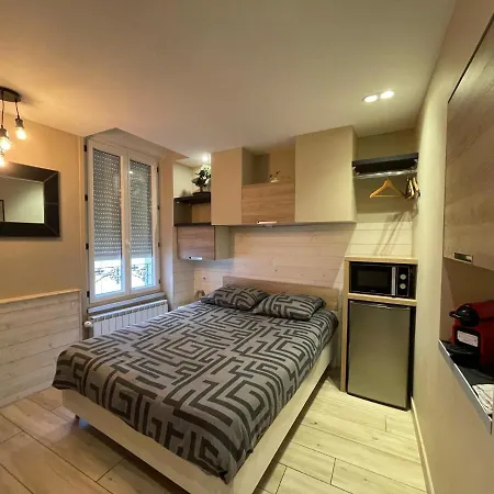 Rdc 1 - Meublée Au Cœur Du Centre De Apartamento