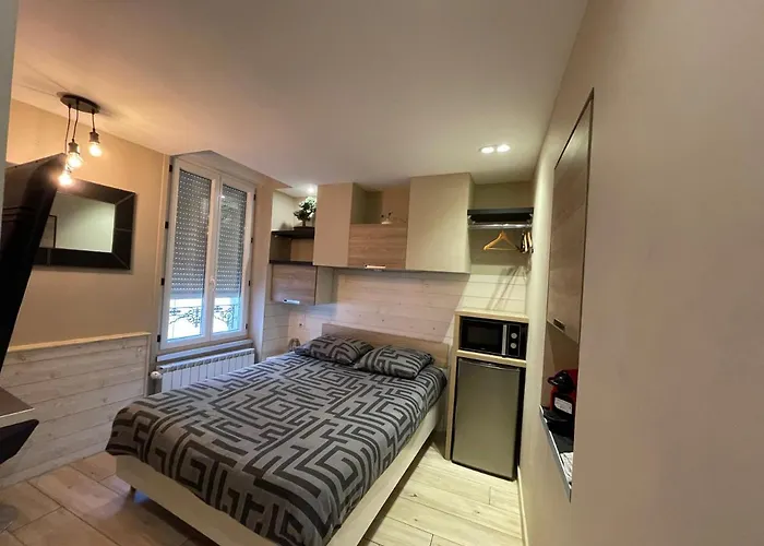 Rdc 1 - Meublee Au Coeur Du Centre De * Montlucon