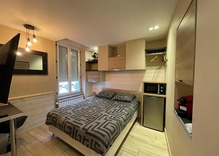 Rdc 1 - Meublee Au Coeur Du Centre De Apartment