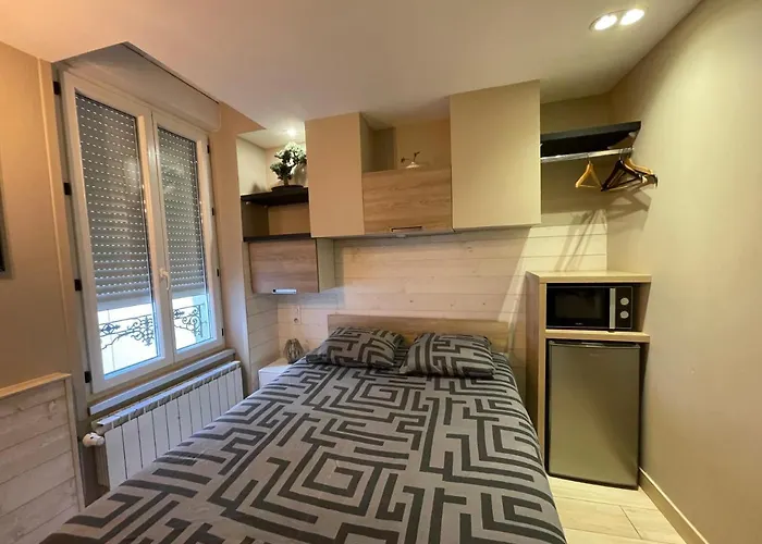 Rdc 1 - Meublee Au Coeur Du Centre De * Montlucon